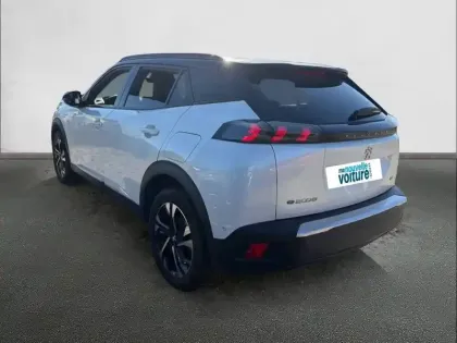Photo 6 Peugeot 2008  Electrique 136 ch