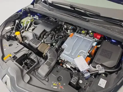 Photo 36 Renault Captur  E-Tech Plug-in 160 - 21