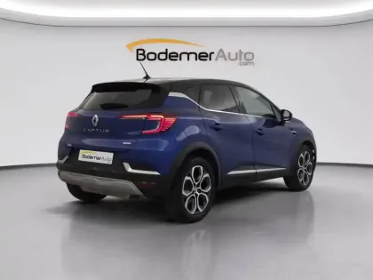 Photo 13 Renault Captur  E-Tech Plug-in 160 - 21