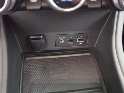 Photo 40 Renault Captur  E-Tech Plug-in 160 - 21