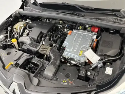 Photo 35 Renault Captur  E-Tech 145 - 21