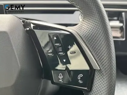 Photo 12 Peugeot 5008  Electrique 230 ch 97 kWh Grande autonomie