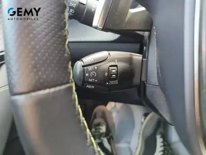 Photo 59 Peugeot 208  Hybrid 136 e-DCS6