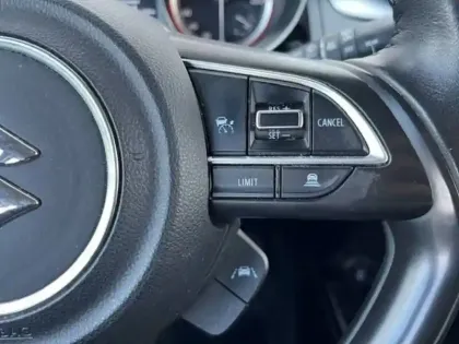 Photo 13 Suzuki Swift  1.2 Dualjet Hybrid