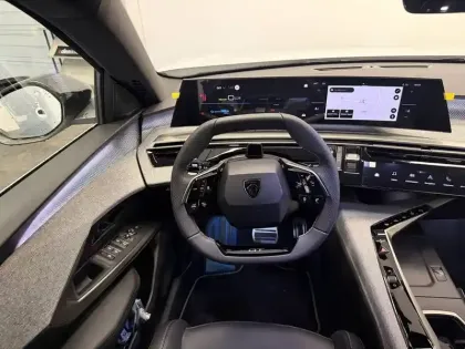 Photo 8 Peugeot 3008  Electrique 210 ch 73 kWh