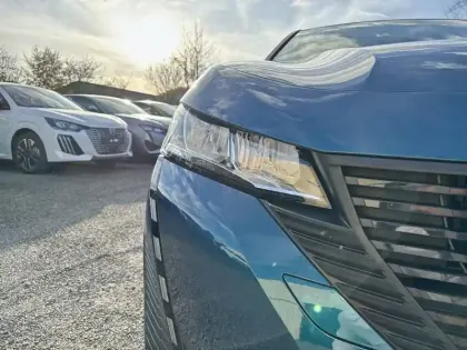 Photo 15 Peugeot 308  BlueHDi 130ch S&S EAT8