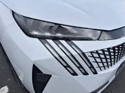 Photo 15 Peugeot 3008  Hybrid 145 e-DCS6
