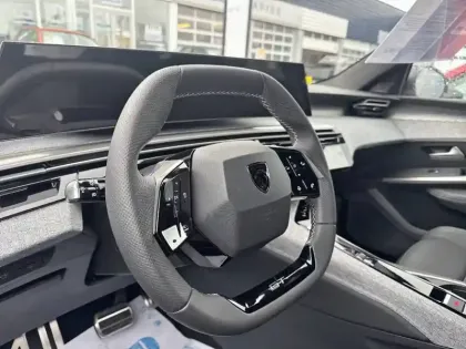 Photo 8 Peugeot 3008  Hybrid 145 e-DCS6