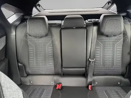 Photo 11 Peugeot 3008  Hybrid 145 e-DCS6