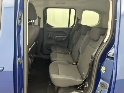 Photo 11 Peugeot Rifter  Standard BlueHDi 130 S&S BVM6 5pl