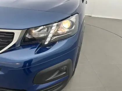 Photo 15 Peugeot Rifter  Standard BlueHDi 130 S&S BVM6 5pl