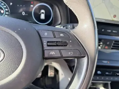 Photo 18 Hyundai Bayon  1.0 T-GDi 100 DCT-7 Hybrid 48V