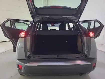 Photo 8 Peugeot 2008  PureTech 100 S&S BVM6