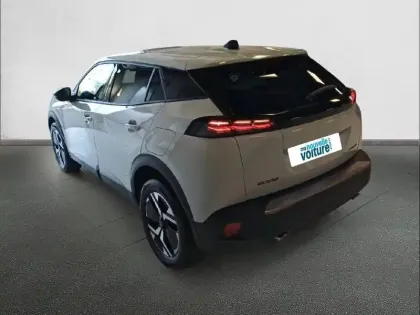 Photo 6 Peugeot 2008  Hybrid 145 e-DCS6