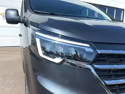 Photo 21 Renault Trafic  CA BLUE DCI 170 L2H1 3T AUTO