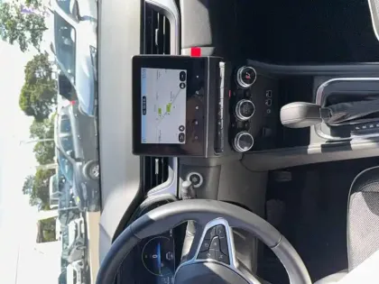 Photo 22 Renault Captur  E-Tech full hybrid 145