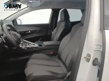 Photo 8 Peugeot 3008  Hybrid 225 e-EAT8