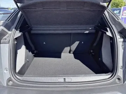 Photo 15 Peugeot 2008  PureTech 100 S&S BVM6