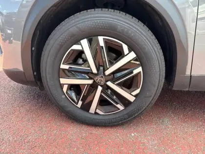 Photo 12 Peugeot 2008  PureTech 100 S&S BVM6