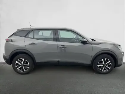 Photo 28 Peugeot 2008  PureTech 100 S&S BVM6