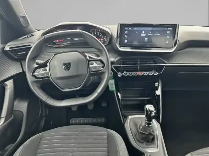 Photo 32 Peugeot 2008  PureTech 100 S&S BVM6