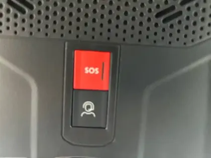 Photo 48 Peugeot 2008  PureTech 100 S&S BVM6