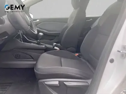 Photo 8 Renault Clio  SOCIETE BLUE DCI 85