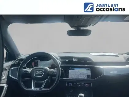 Photo 17 Audi Q3  35 TDI 150 ch S tronic 7 Quattro