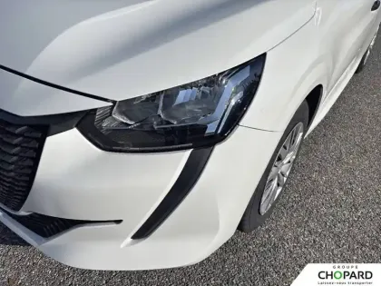 Photo 21 Peugeot 208  PureTech 75 S&S BVM5