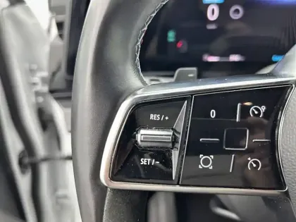 Photo 51 Renault Austral  E-Tech hybrid 200