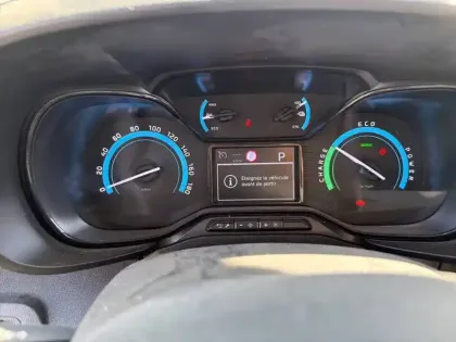 Photo 9 Citroën Berlingo e- Taille M 136 ch 100 kWh Automatique