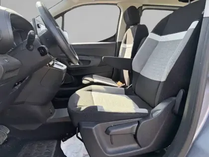 Photo 10 Citroën Berlingo e- Taille M 136 ch 100 kWh Automatique
