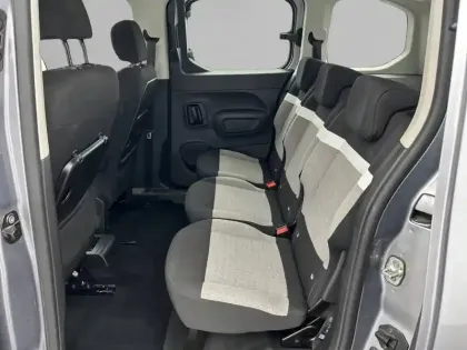 Photo 31 Citroën Berlingo e- Taille M 136 ch 100 kWh Automatique