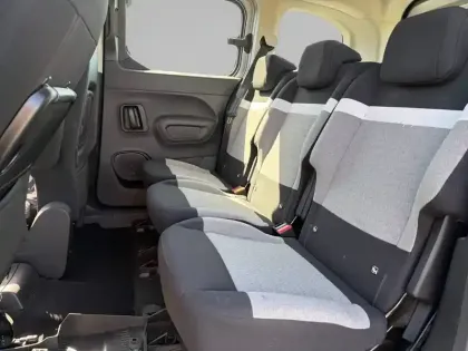 Photo 11 Citroën Berlingo e- Taille M 136 ch 100 kWh Automatique