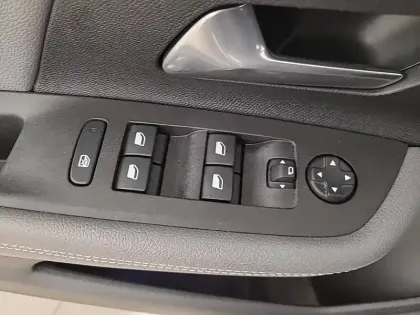 Photo 25 Opel Mokka  Electrique 136 ch & Batterie 50 kWh