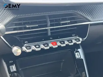 Photo 40 Peugeot 2008  Electrique 54 kWh 156 ch