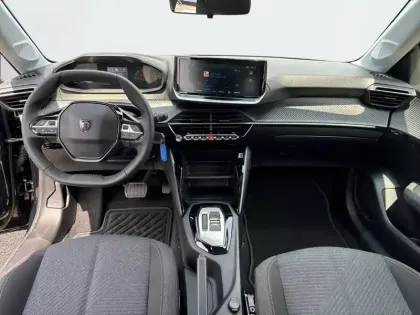 Photo 7 Peugeot 208  Hybrid 110 ch e-DCS6