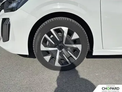 Photo 24 Peugeot 208  Hybrid 100 e-DCS6