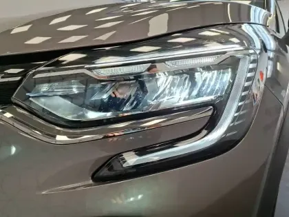 Photo 19 Renault Captur  mild hybrid 140