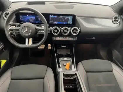 Photo 30 Mercedes GLA  200 d 8G-DCT