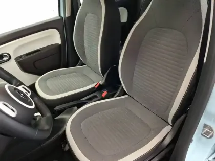 Photo 10 Renault Twingo  III E-Tech