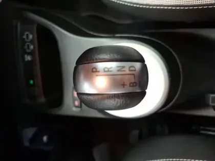 Photo 14 Renault Twingo  III E-Tech