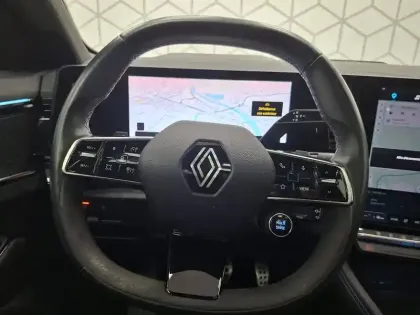 Photo 39 Renault Austral  E-Tech hybrid 200