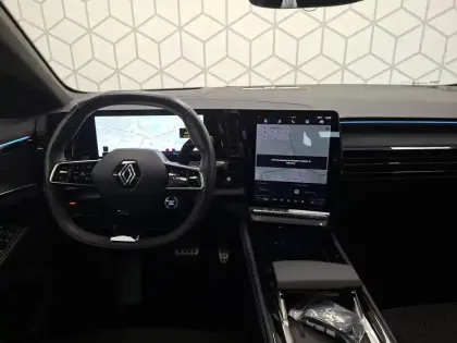 Photo 38 Renault Austral  E-Tech hybrid 200