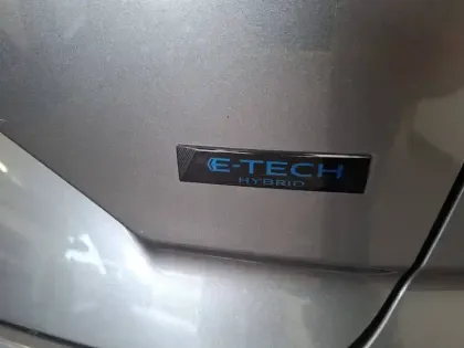 Photo 20 Renault Austral  E-Tech hybrid 200