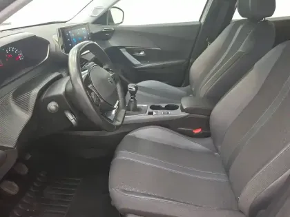 Photo 19 Peugeot 2008  BlueHDi 100 S&S BVM6