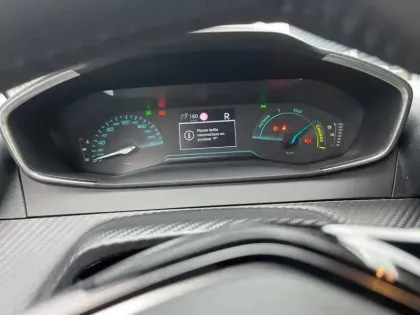 Photo 20 Peugeot 208  Hybrid 100 e-DCS6