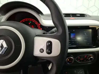 Photo 29 Renault Twingo  III SCe 65