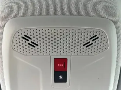 Photo 54 Peugeot 208  Electrique 50 kWh 136ch