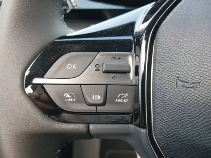 Photo 17 Peugeot 308  BlueHDi 130ch S&S EAT8